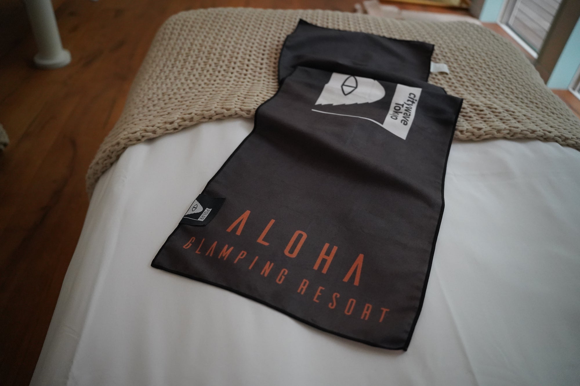 POLER x ALOHA GLAMPING RESORT x citywaveTokyo  コラボタオル M